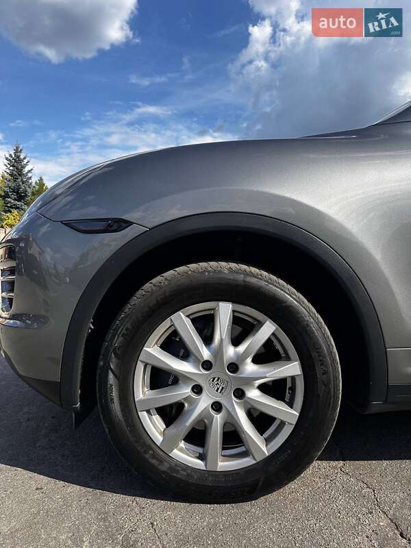 Внедорожник / Кроссовер Porsche Cayenne 2013 в Полтаве фото 6 Внедорожник / Кроссовер Porsche Cayenne 2013 в Полтаве