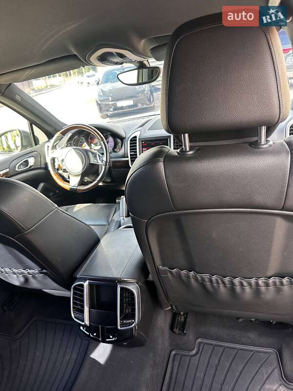 Внедорожник / Кроссовер Porsche Cayenne 2013 в Полтаве фото 10 Внедорожник / Кроссовер Porsche Cayenne 2013 в Полтаве