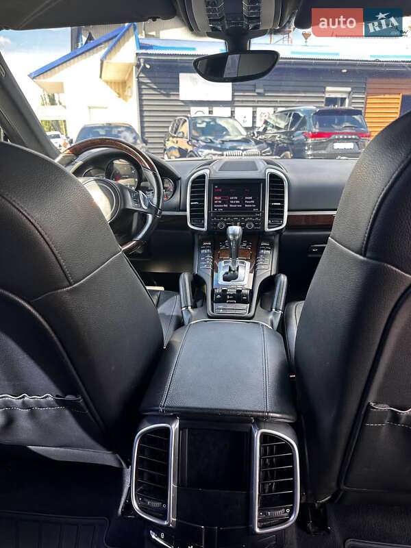Внедорожник / Кроссовер Porsche Cayenne 2013 в Полтаве фото 12 Внедорожник / Кроссовер Porsche Cayenne 2013 в Полтаве