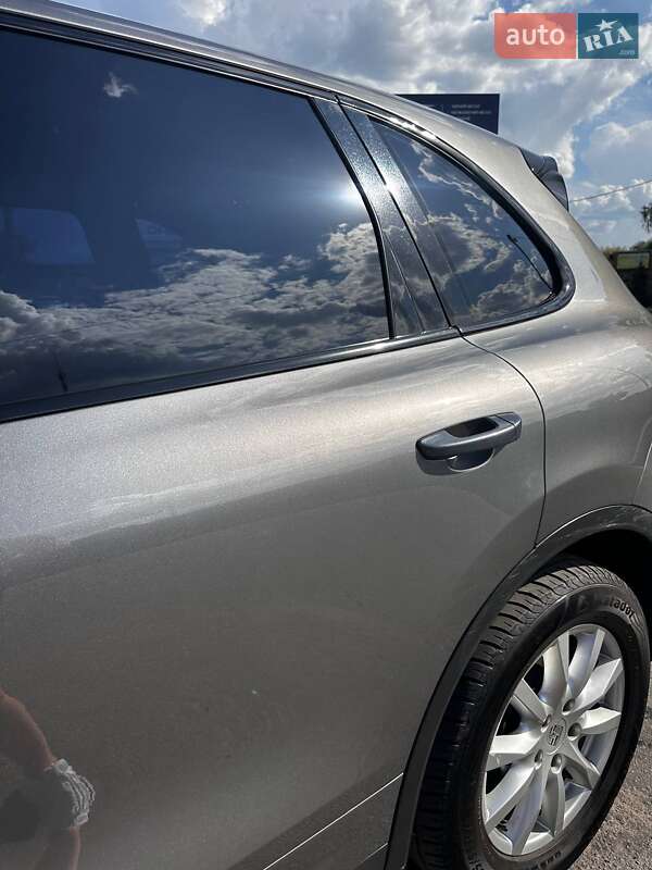 Внедорожник / Кроссовер Porsche Cayenne 2013 в Полтаве фото 17 Внедорожник / Кроссовер Porsche Cayenne 2013 в Полтаве