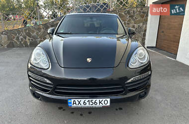 Внедорожник / Кроссовер Porsche Cayenne 2014 в 