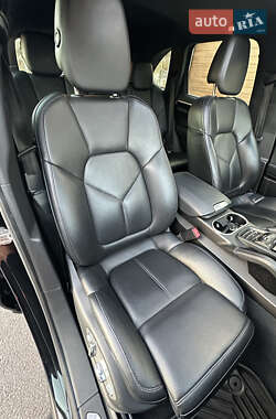 Внедорожник / Кроссовер Porsche Cayenne 2014 в 