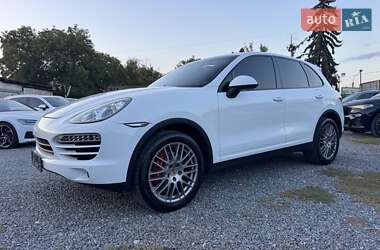 Позашляховик / Кросовер Porsche Cayenne 2014 в 