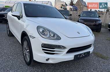 Позашляховик / Кросовер Porsche Cayenne 2014 в 