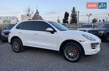 Позашляховик / Кросовер Porsche Cayenne 2014 в 