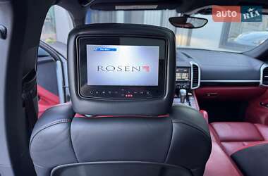 Позашляховик / Кросовер Porsche Cayenne 2014 в 