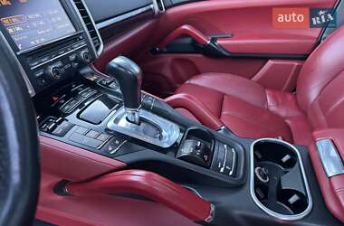 Позашляховик / Кросовер Porsche Cayenne 2014 в 