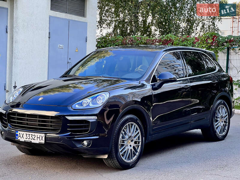 Позашляховик / Кросовер Porsche Cayenne 2014 в 