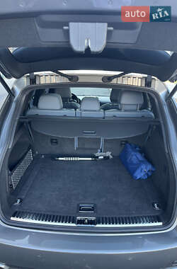 Внедорожник / Кроссовер Porsche Cayenne 2010 в 