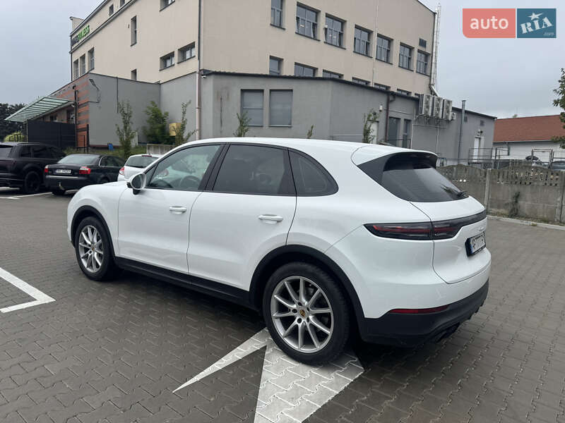 Позашляховик / Кросовер Porsche Cayenne 2021 в Львові