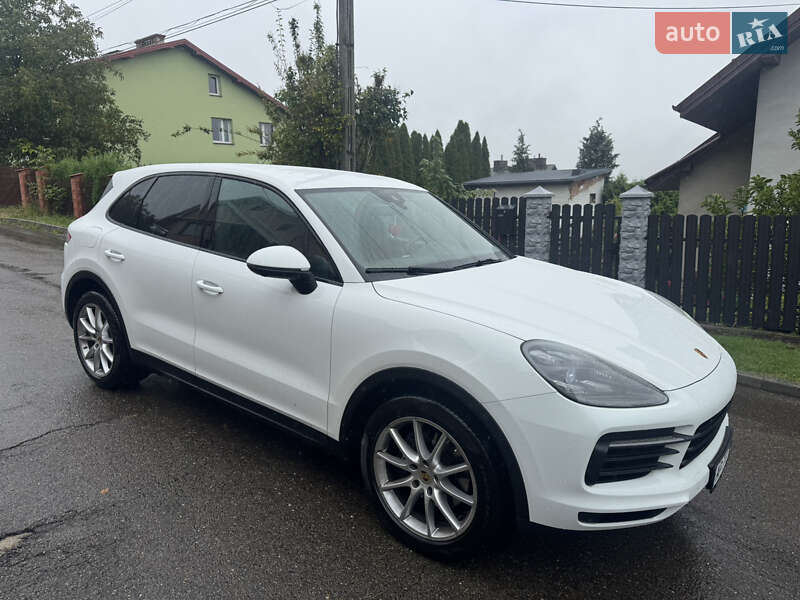 Позашляховик / Кросовер Porsche Cayenne 2021 в Львові