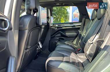 Позашляховик / Кросовер Porsche Cayenne 2017 в 