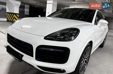 Позашляховик / Кросовер Porsche Cayenne 2019 в 