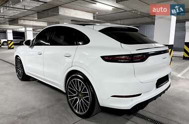 Позашляховик / Кросовер Porsche Cayenne 2019 в 