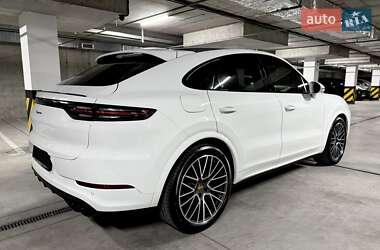Позашляховик / Кросовер Porsche Cayenne 2019 в 