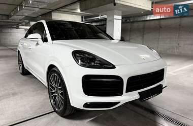 Позашляховик / Кросовер Porsche Cayenne 2019 в 