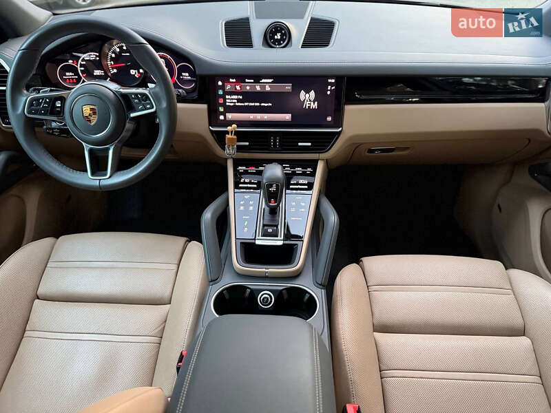 Внедорожник / Кроссовер Porsche Cayenne 2022 в Новомосковске
