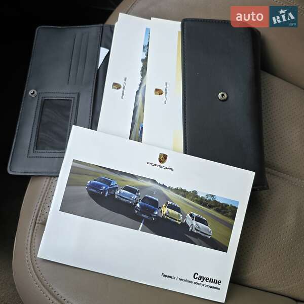 Внедорожник / Кроссовер Porsche Cayenne 2012 в Киеве