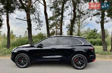 Позашляховик / Кросовер Porsche Cayenne 2011 в 