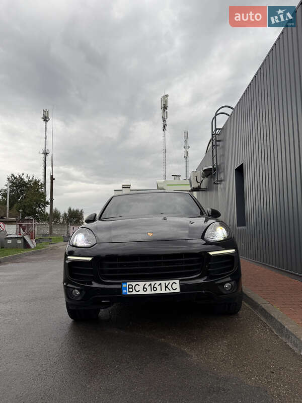 Внедорожник / Кроссовер Porsche Cayenne 2017 в Львове фото 26 Внедорожник / Кроссовер Porsche Cayenne 2017 в Львове