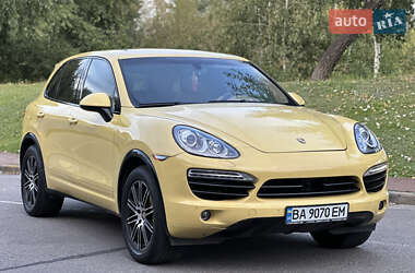 Позашляховик / Кросовер Porsche Cayenne 2010 в 