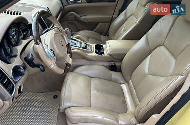 Позашляховик / Кросовер Porsche Cayenne 2010 в 