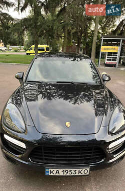 Внедорожник / Кроссовер Porsche Cayenne 2011 в 