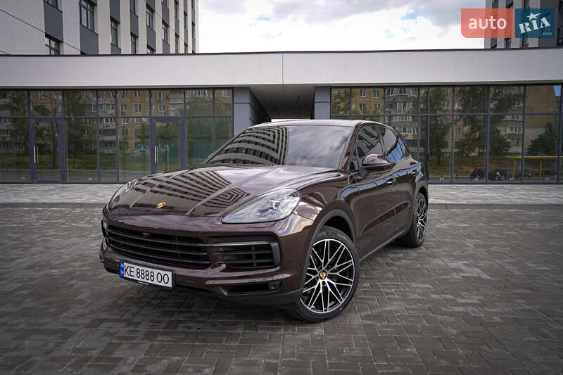 Позашляховик / Кросовер Porsche Cayenne 2019 в 
