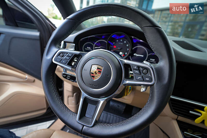 Позашляховик / Кросовер Porsche Cayenne 2019 в Дніпрі