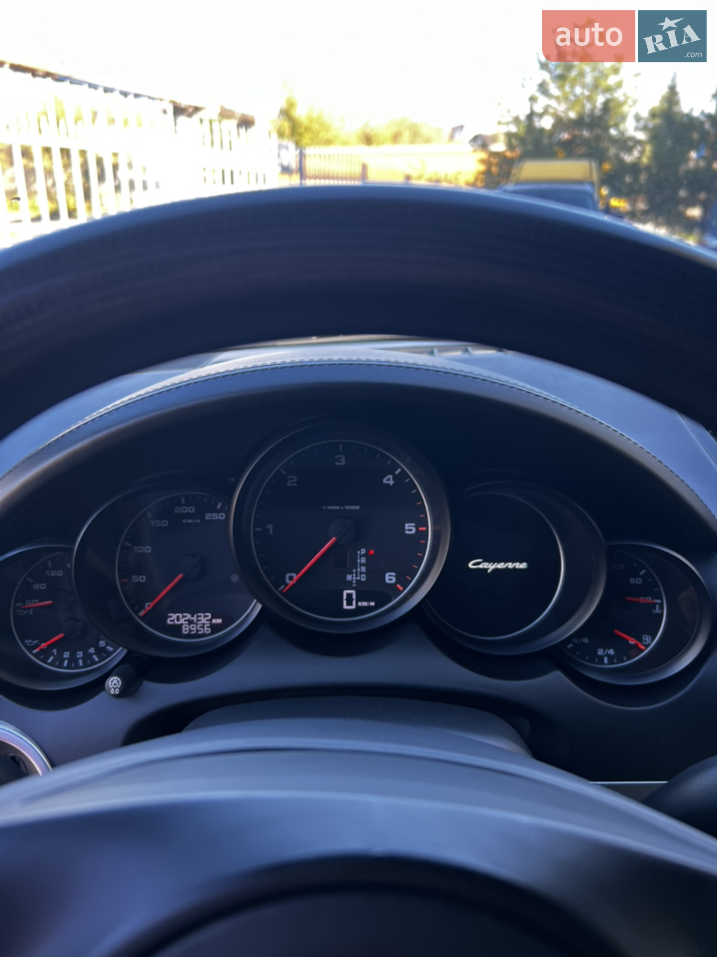 2011 Porsche Cayenne - мініатюра 23