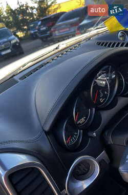 Внедорожник / Кроссовер Porsche Cayenne 2011 в 