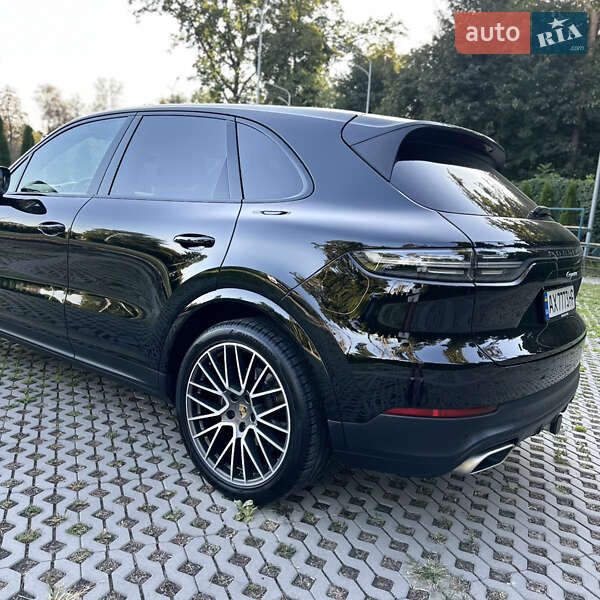 Внедорожник / Кроссовер Porsche Cayenne 2019 в Харькове