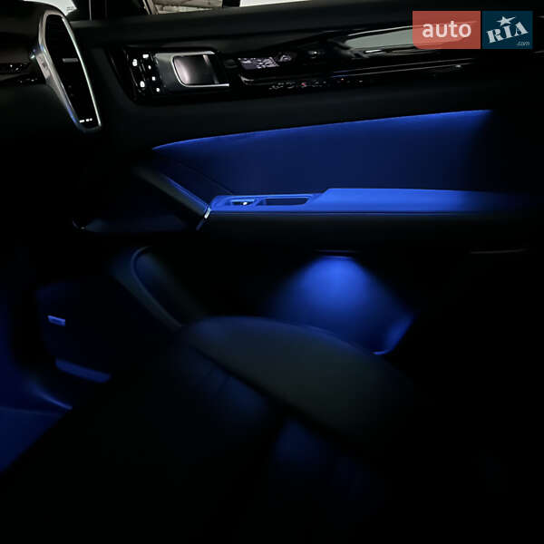 Внедорожник / Кроссовер Porsche Cayenne 2019 в Харькове