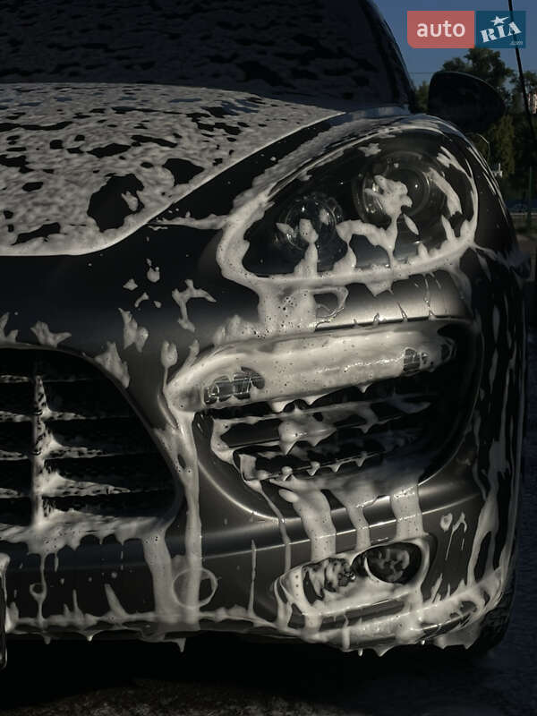Внедорожник / Кроссовер Porsche Cayenne 2012 в Киеве фото 7 Внедорожник / Кроссовер Porsche Cayenne 2012 в Киеве