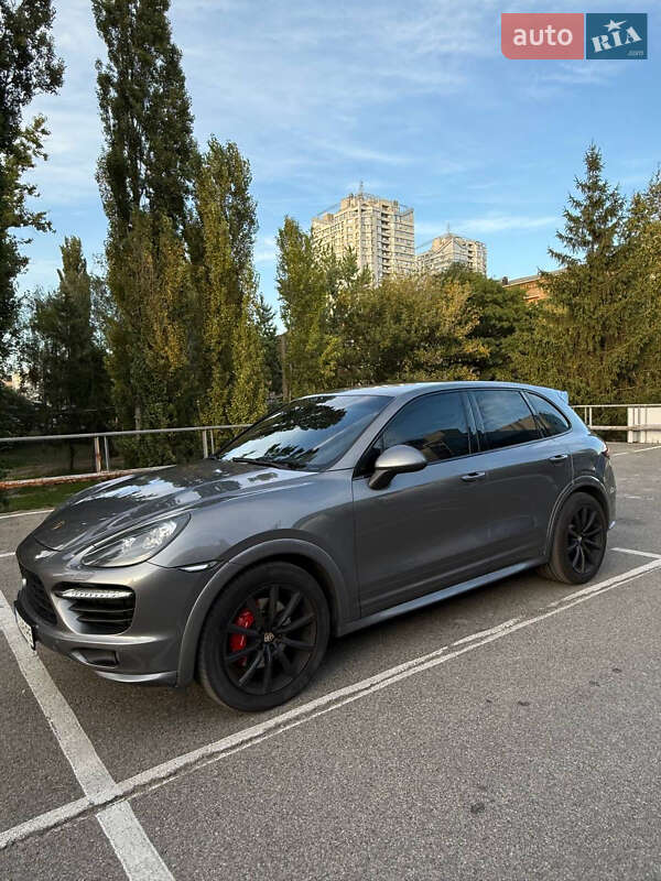 Внедорожник / Кроссовер Porsche Cayenne 2012 в Киеве фото 2 Внедорожник / Кроссовер Porsche Cayenne 2012 в Киеве