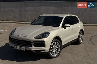 Внедорожник / Кроссовер Porsche Cayenne 2020 в Киеве