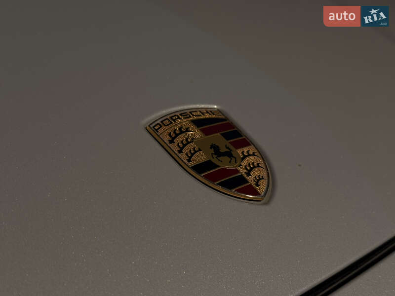Позашляховик / Кросовер Porsche Cayenne 2020 в Києві
