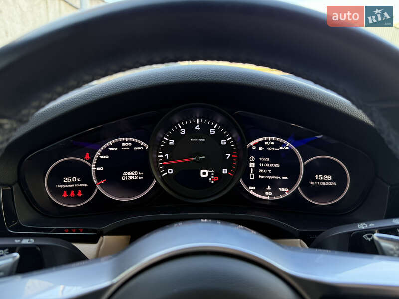 Позашляховик / Кросовер Porsche Cayenne 2020 в Києві