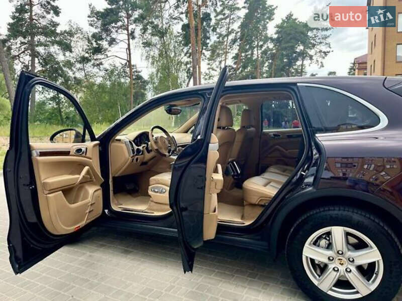 Внедорожник / Кроссовер Porsche Cayenne 2011 в Переяславе фото 12 Внедорожник / Кроссовер Porsche Cayenne 2011 в Переяславе