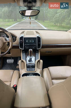 Позашляховик / Кросовер Porsche Cayenne 2011 в 