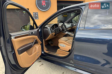 Внедорожник / Кроссовер Porsche Cayenne 2013 в 