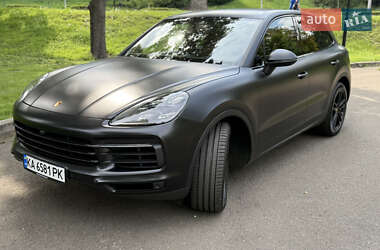 Внедорожник / Кроссовер Porsche Cayenne 2019 в Киеве