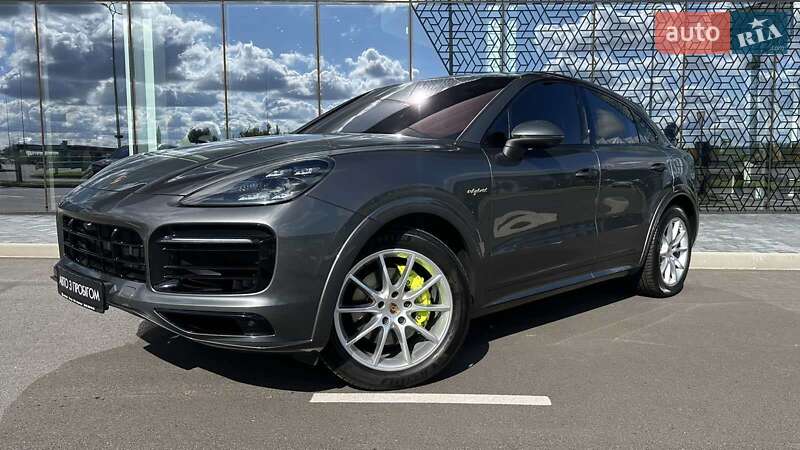 Porsche Cayenne 2021