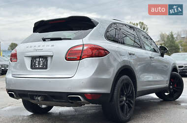 Внедорожник / Кроссовер Porsche Cayenne 2013 в 