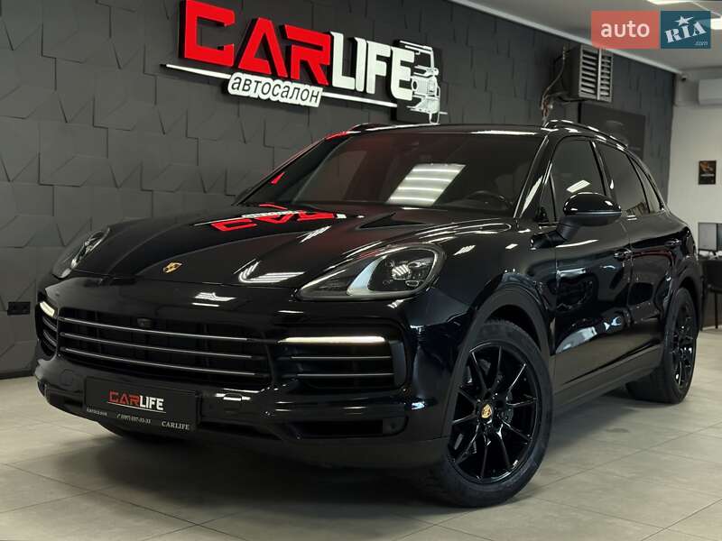 Позашляховик / Кросовер Porsche Cayenne 2018 в 