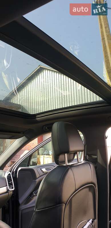 Porsche Cayenne 2012