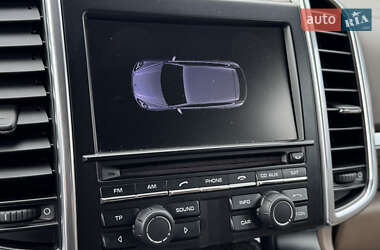 Внедорожник / Кроссовер Porsche Cayenne 2012 в 
