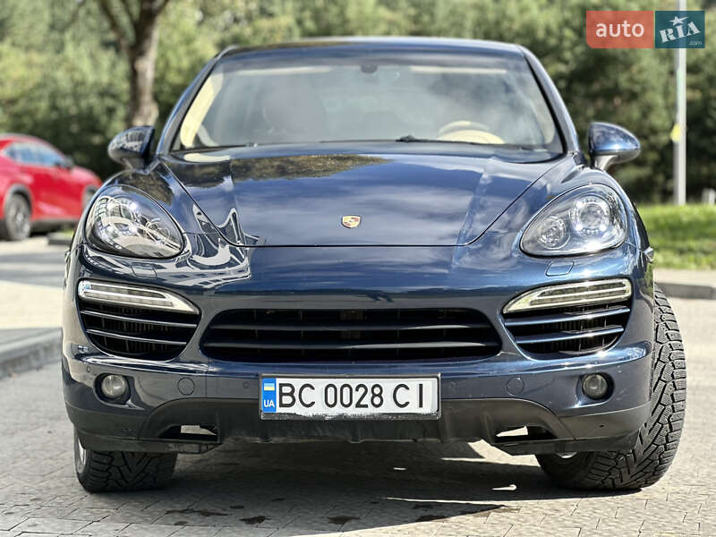 Внедорожник / Кроссовер Porsche Cayenne 2013 в Львове