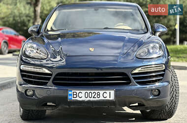 Позашляховик / Кросовер Porsche Cayenne 2013 в 