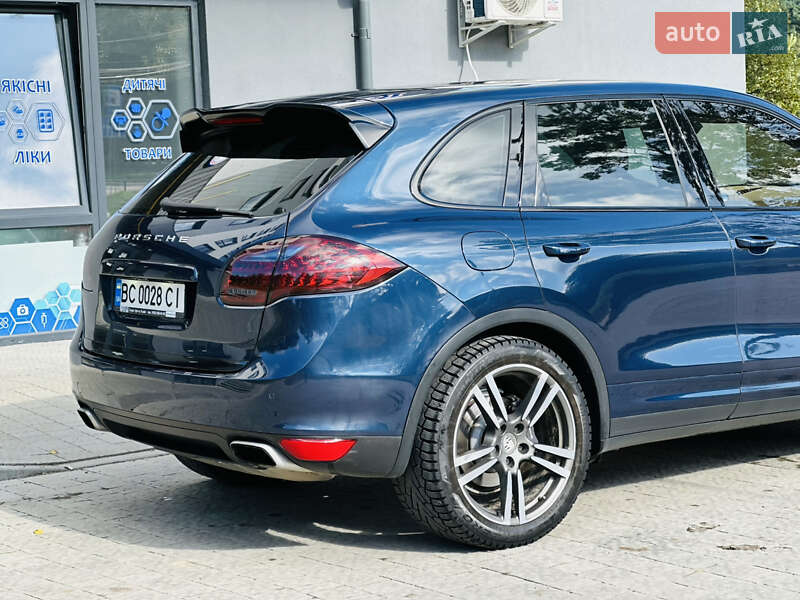 Внедорожник / Кроссовер Porsche Cayenne 2013 в Львове